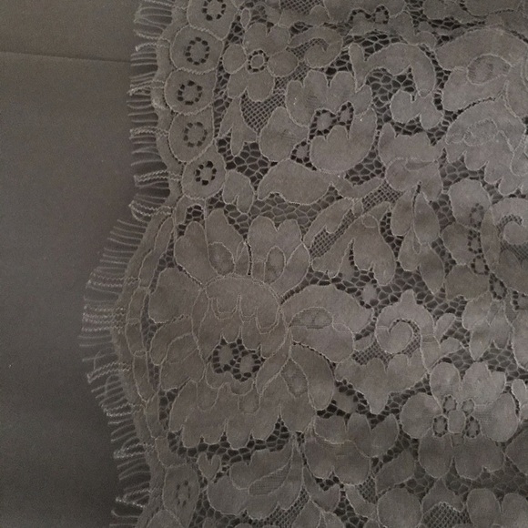 Black lace dress unworn - Picture 5 of 7